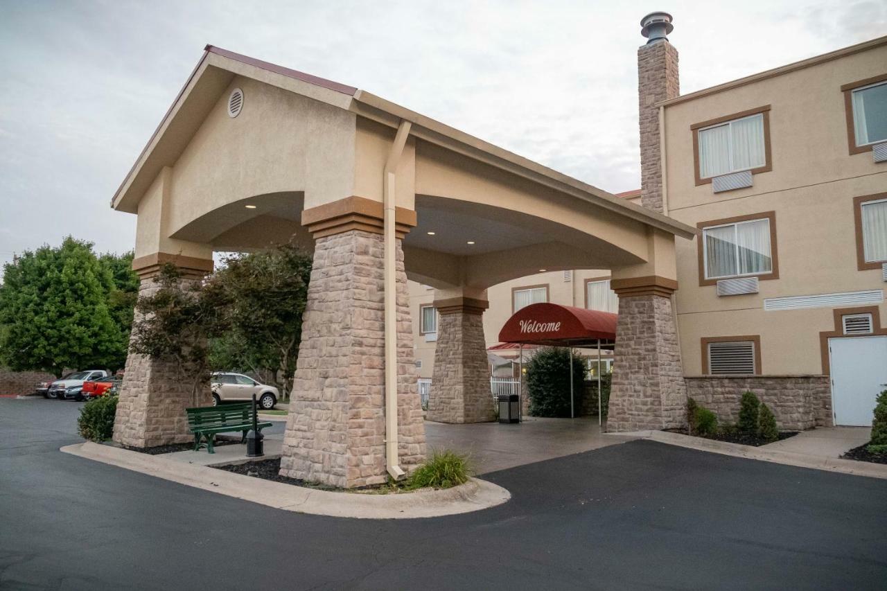 Baymont By Wyndham Springfield I-44 Otel Dış mekan fotoğraf